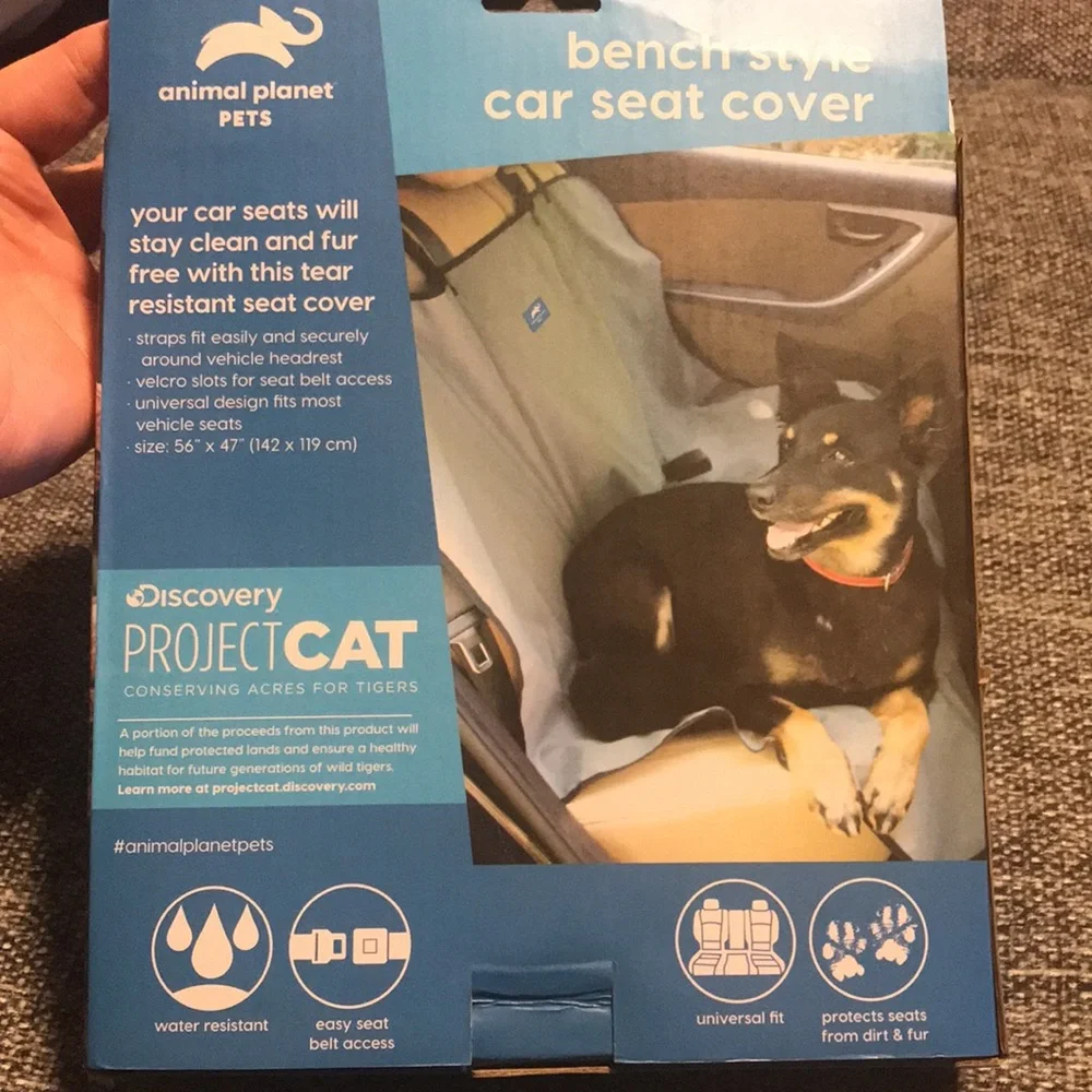 NWT Animal Planet Bench Seat Cover - 56x47”
